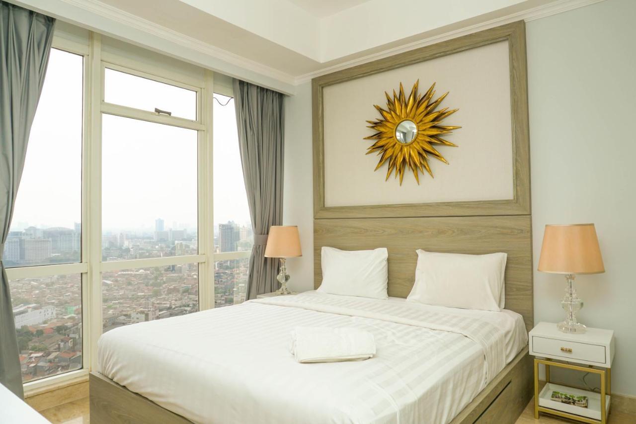 Luxurious 2br With Private Lift At Menteng Park By Travelio *